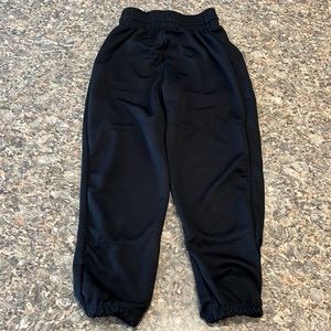 🌺 Youth black baseball pants. Size Medium.